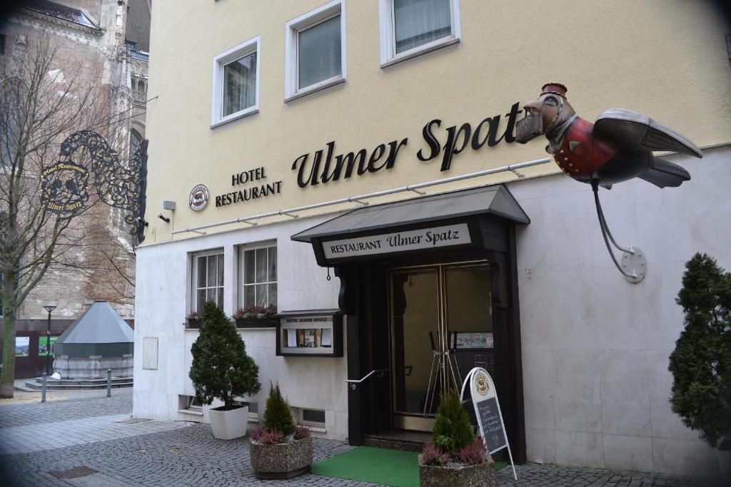 Hotel Ulmer Spatz Buitenkant foto